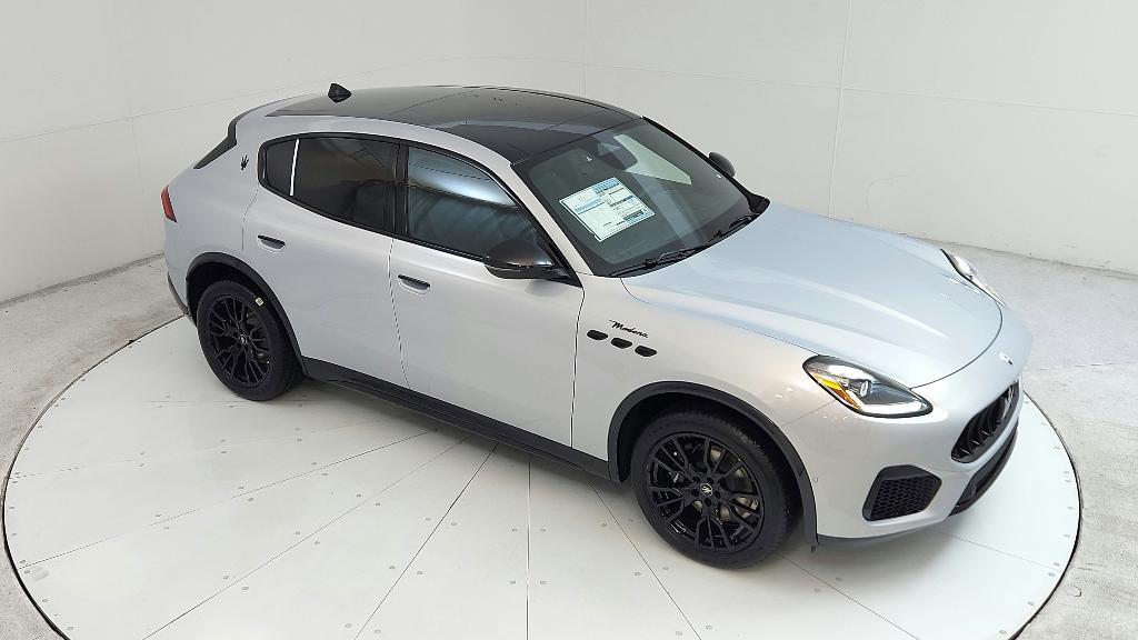 new 2025 Maserati Grecale car, priced at $77,425
