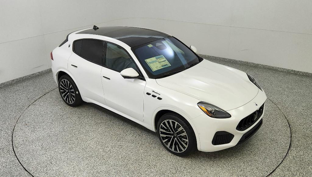 new 2025 Maserati Grecale car, priced at $88,805