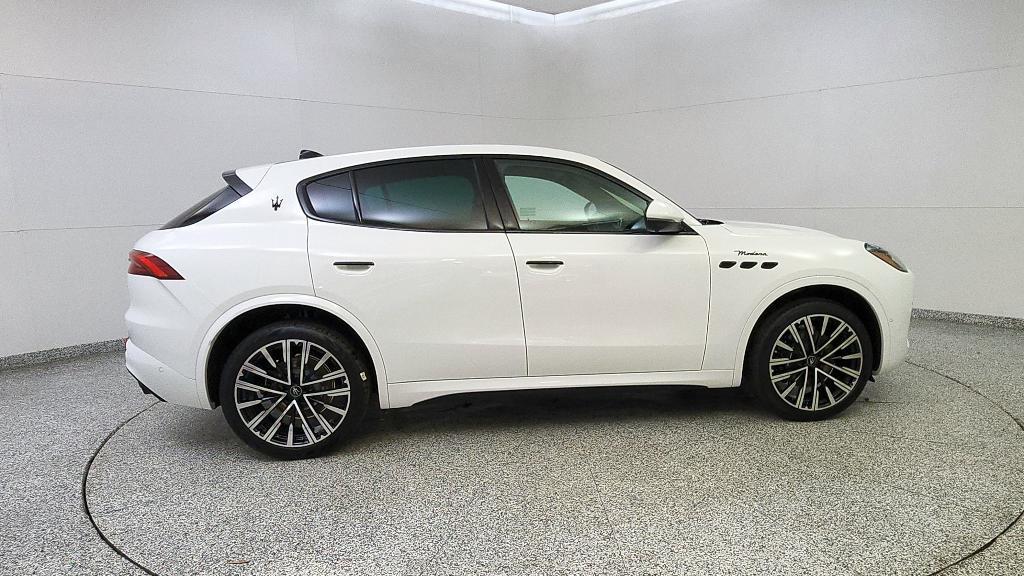 new 2025 Maserati Grecale car, priced at $88,805