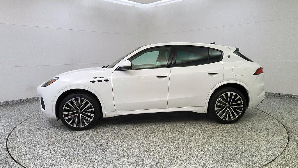 new 2025 Maserati Grecale car, priced at $88,805