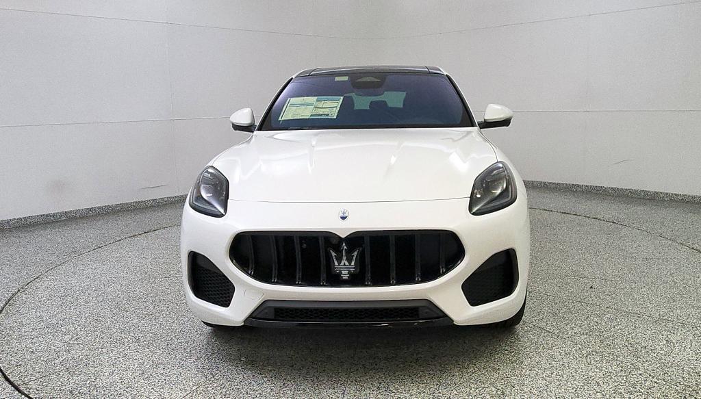 new 2025 Maserati Grecale car, priced at $88,805