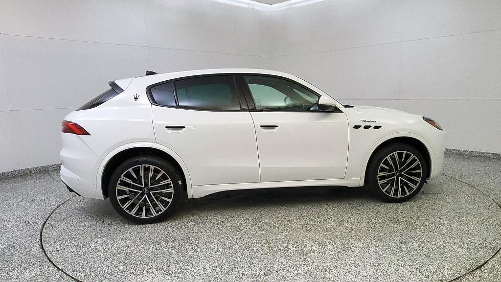 new 2025 Maserati Grecale car, priced at $88,805