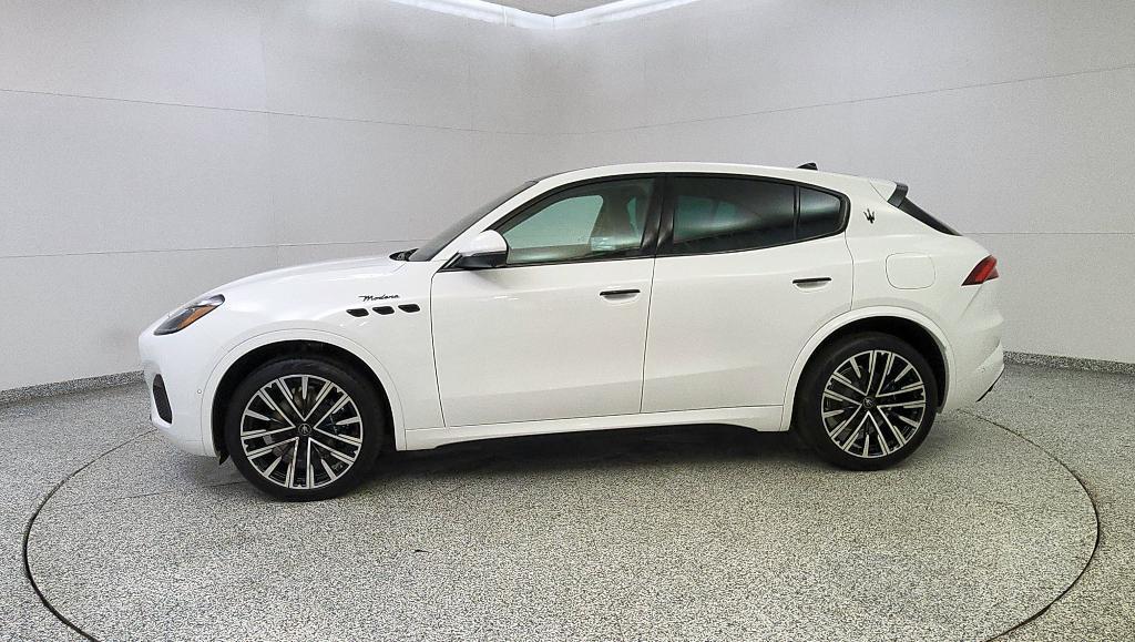 new 2025 Maserati Grecale car, priced at $88,805