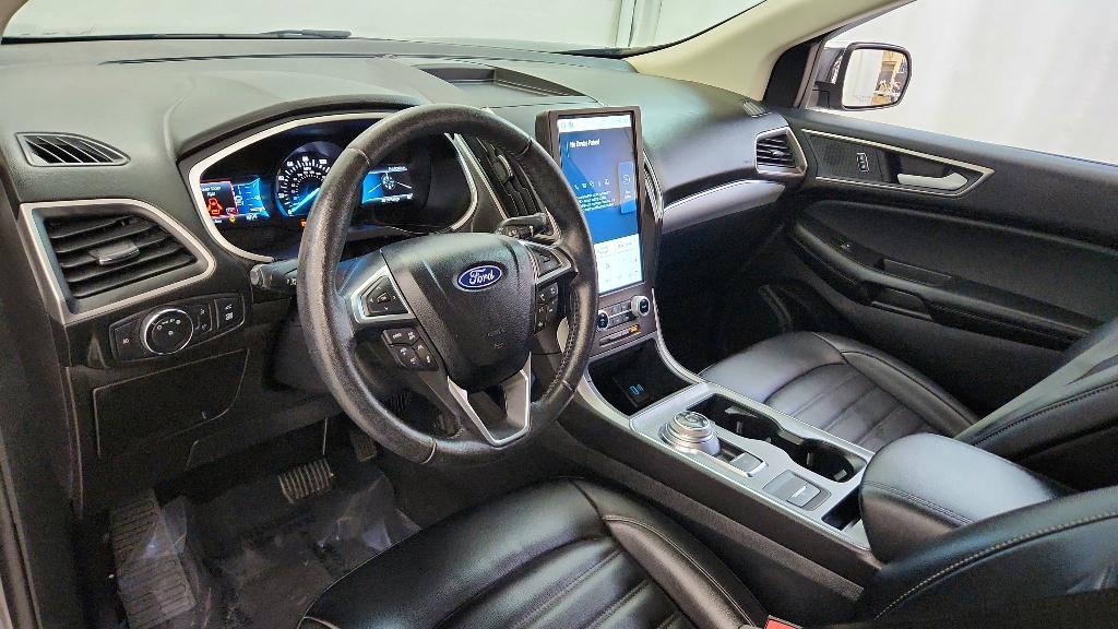 used 2021 Ford Edge car, priced at $18,299
