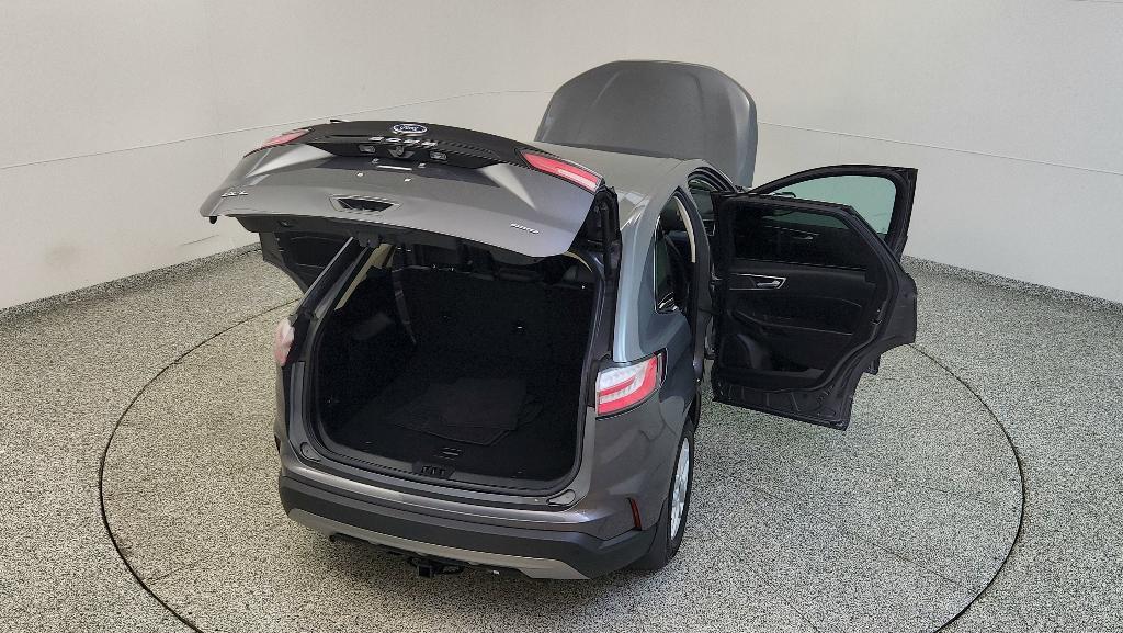 used 2021 Ford Edge car, priced at $18,299