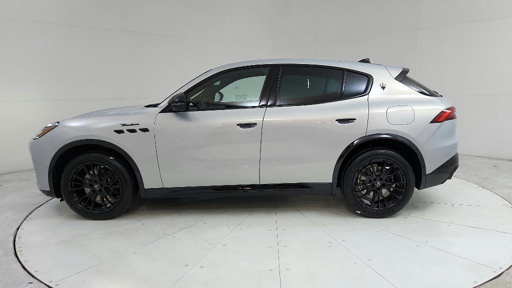 new 2025 Maserati Grecale car, priced at $71,743