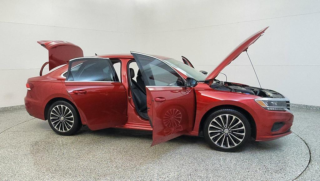 used 2022 Volkswagen Passat car, priced at $13,814