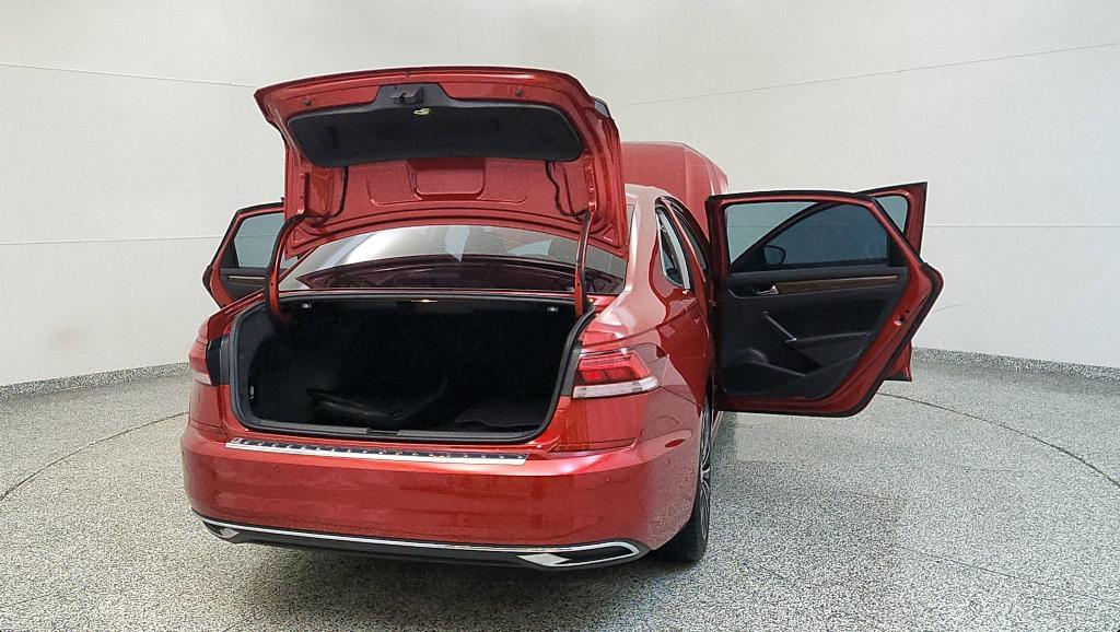 used 2022 Volkswagen Passat car, priced at $13,814