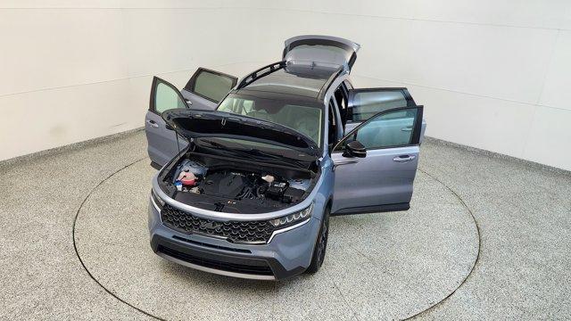 used 2022 Kia Sorento car, priced at $25,200