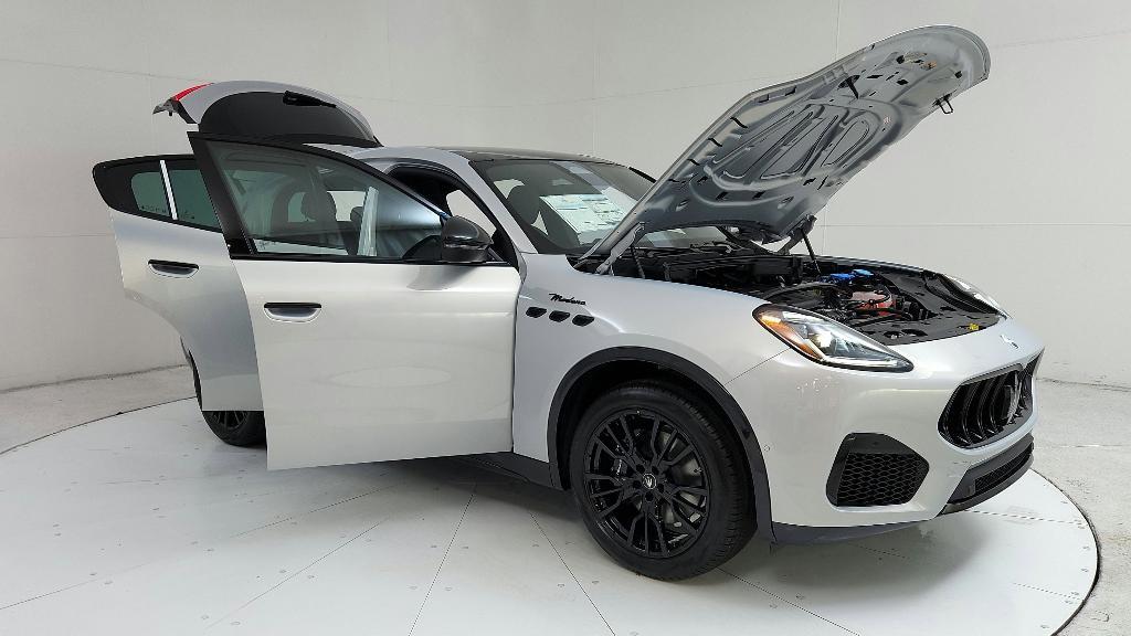 new 2025 Maserati Grecale car, priced at $71,743