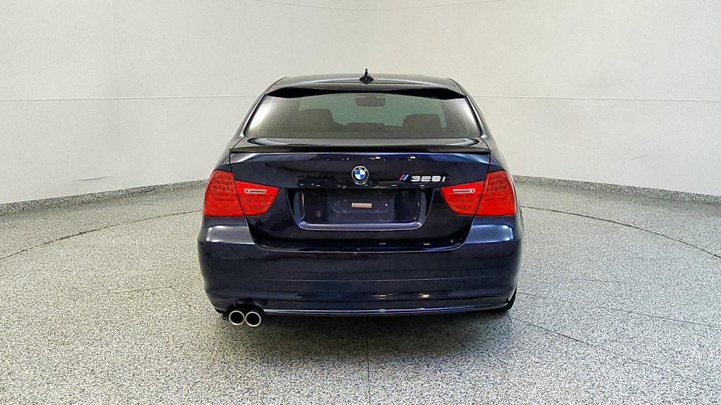 used 2009 BMW 328 car, priced at $4,500