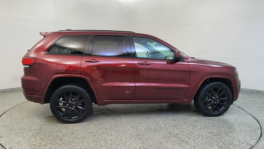 used 2018 Jeep Grand Cherokee car, priced at $17,299