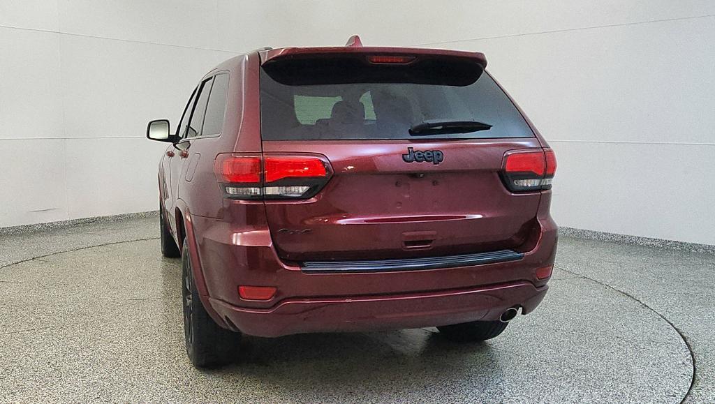 used 2018 Jeep Grand Cherokee car, priced at $17,299