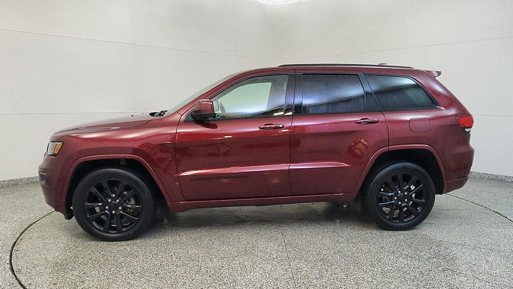 used 2018 Jeep Grand Cherokee car, priced at $17,299
