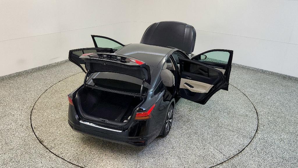 used 2022 Nissan Altima car, priced at $16,061