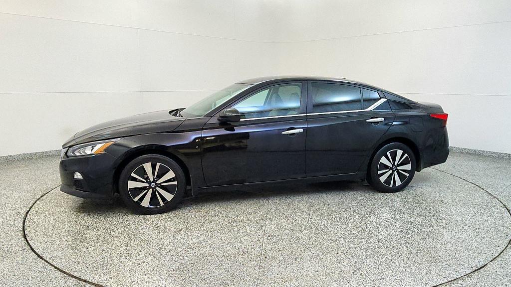 used 2022 Nissan Altima car, priced at $16,061
