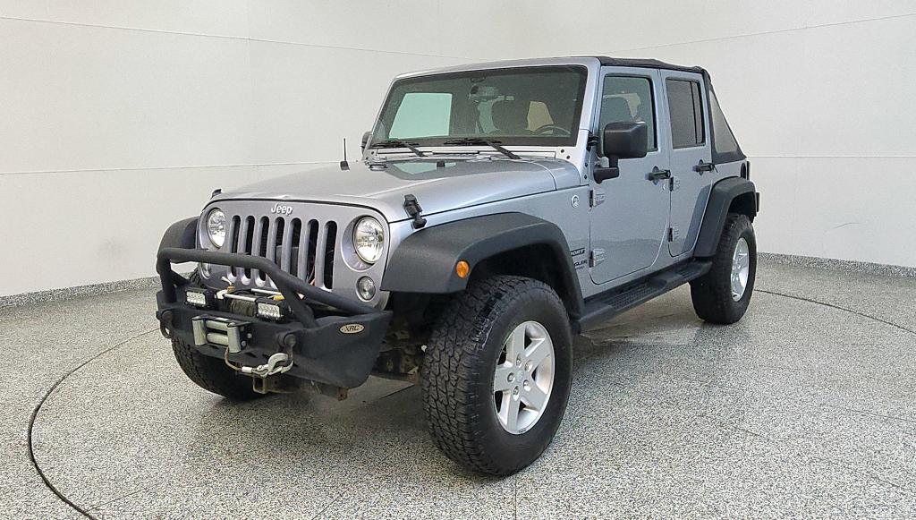 used 2015 Jeep Wrangler Unlimited car, priced at $16,107