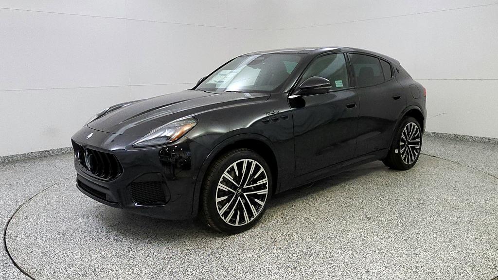 new 2025 Maserati Grecale car, priced at $90,535