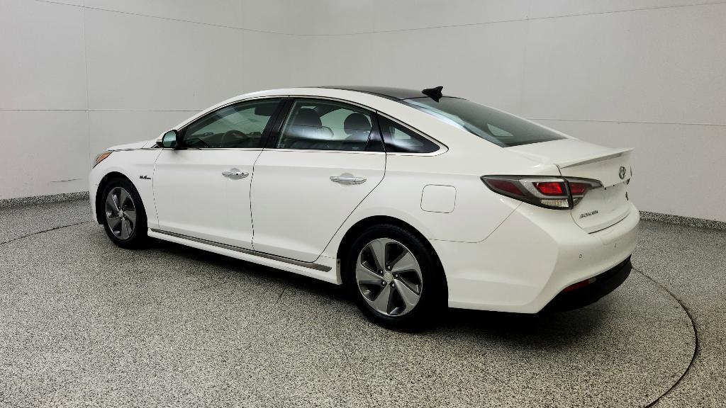 used 2016 Hyundai Sonata Hybrid car, priced at $6,596
