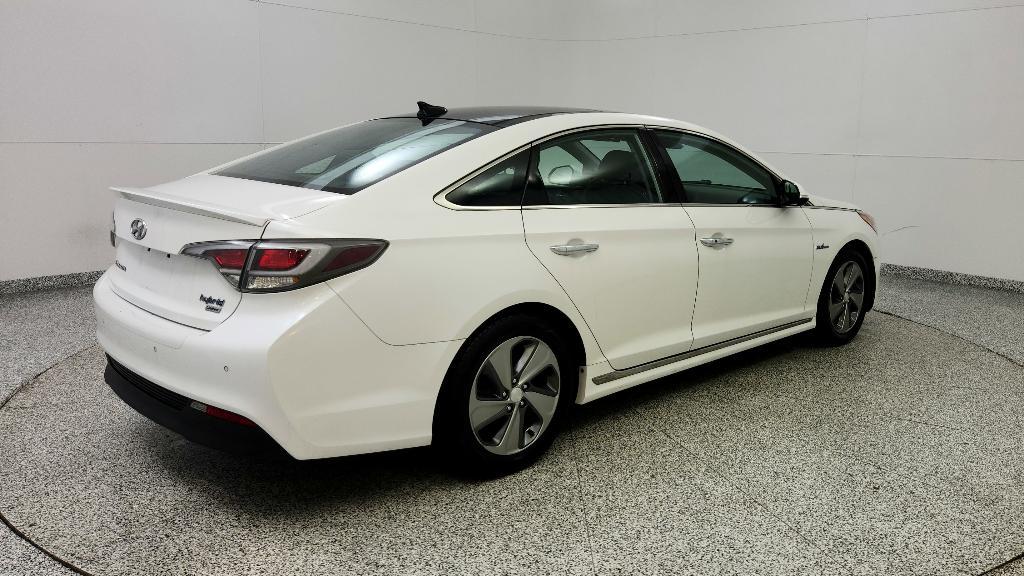 used 2016 Hyundai Sonata Hybrid car, priced at $6,596