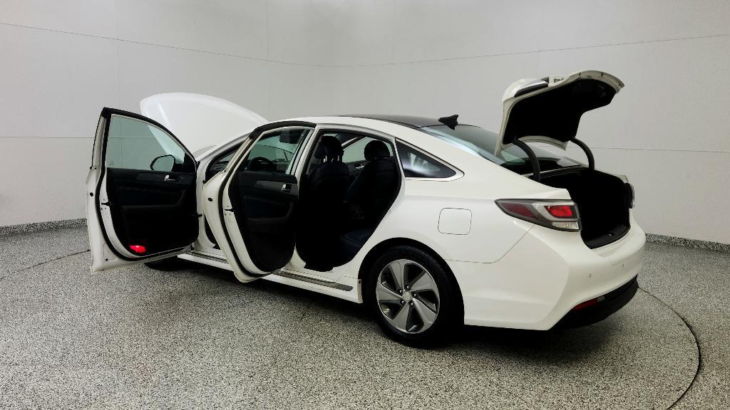 used 2016 Hyundai Sonata Hybrid car, priced at $6,596