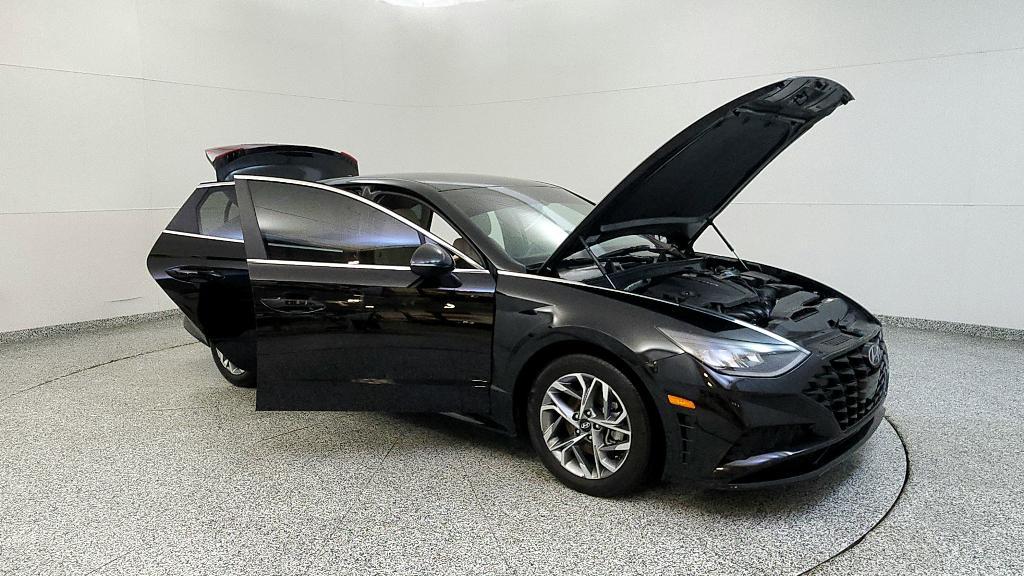 used 2022 Hyundai Sonata car, priced at $17,209