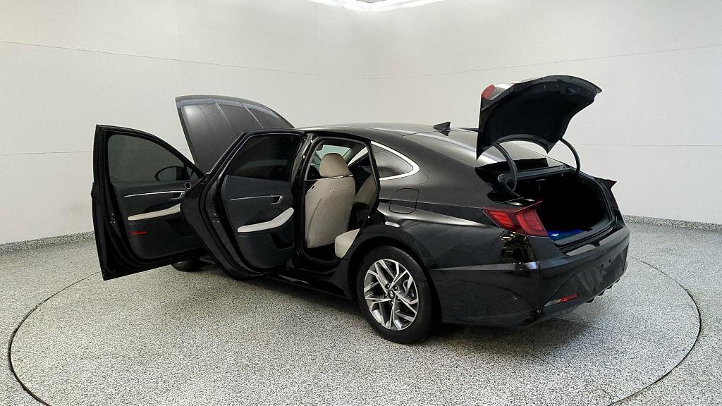 used 2022 Hyundai Sonata car, priced at $17,209