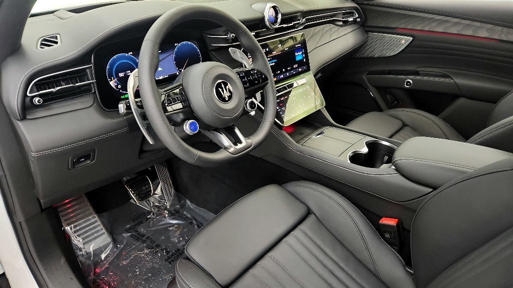 new 2025 Maserati Grecale car, priced at $88,805