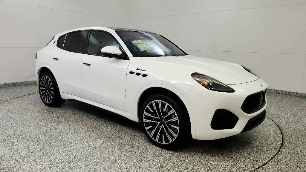 new 2025 Maserati Grecale car, priced at $88,805