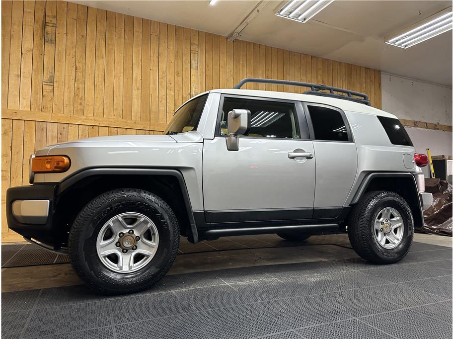 used 2008 Toyota FJ Cruiser car, priced at $19,999