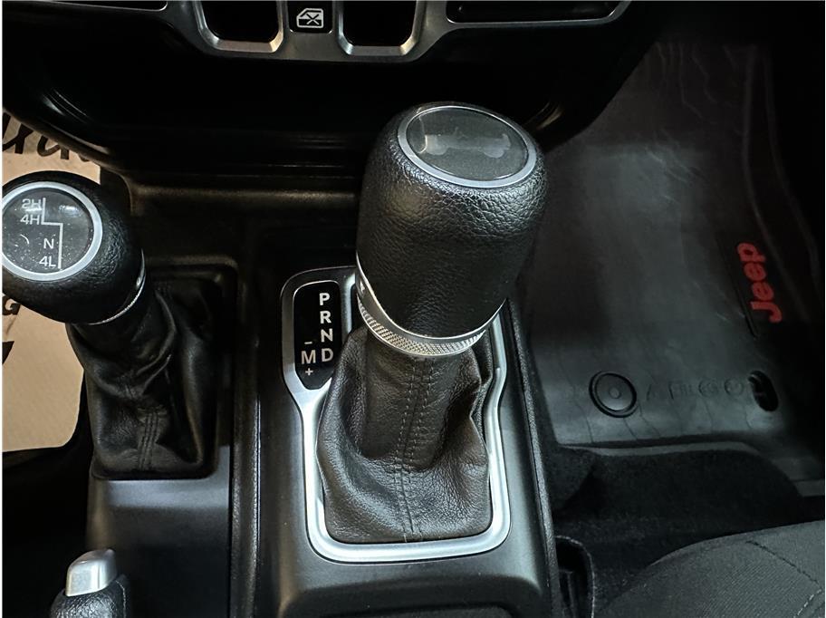 used 2020 Jeep Wrangler Unlimited car, priced at $28,999