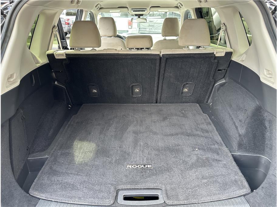used 2023 Nissan Rogue car, priced at $26,999