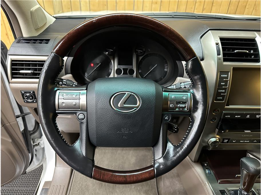 used 2017 Lexus GX 460 car, priced at $28,714