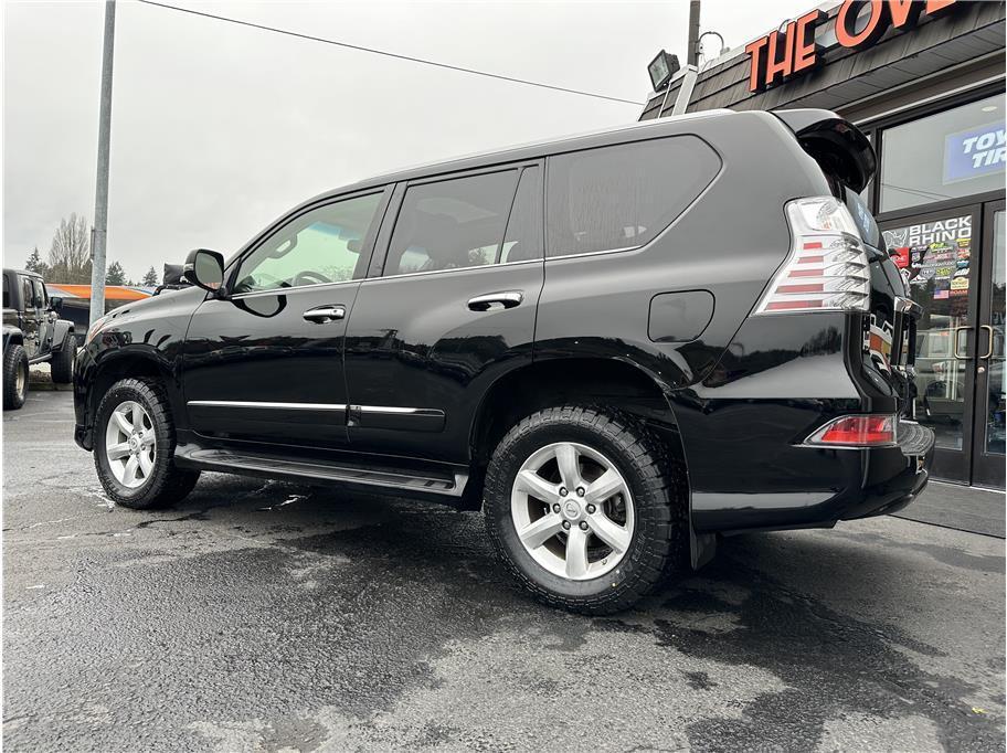 used 2018 Lexus GX 460 car, priced at $33,999