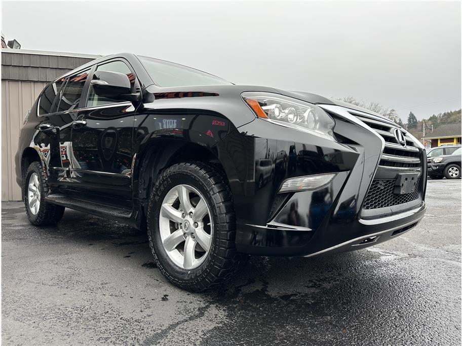 used 2018 Lexus GX 460 car, priced at $33,999