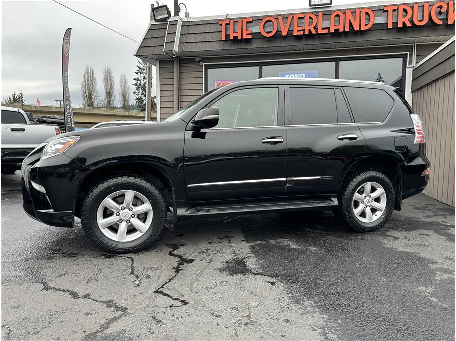 used 2018 Lexus GX 460 car, priced at $33,999