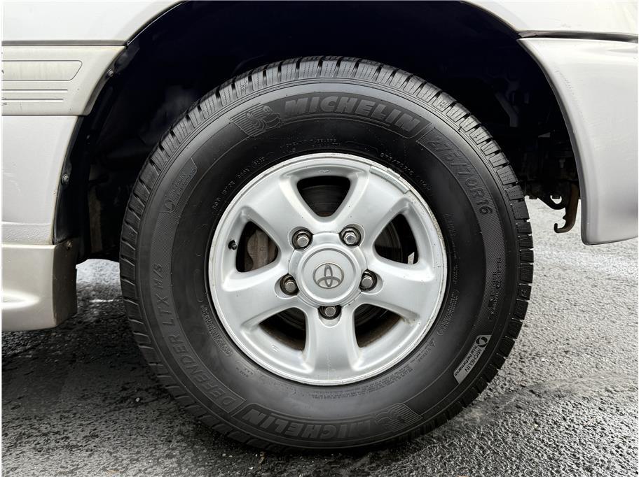 used 2000 Toyota Land Cruiser car, priced at $14,999