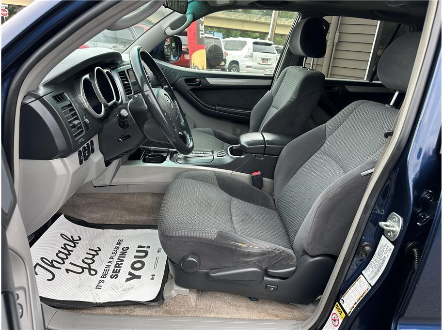 used 2005 Toyota 4Runner car, priced at $15,999