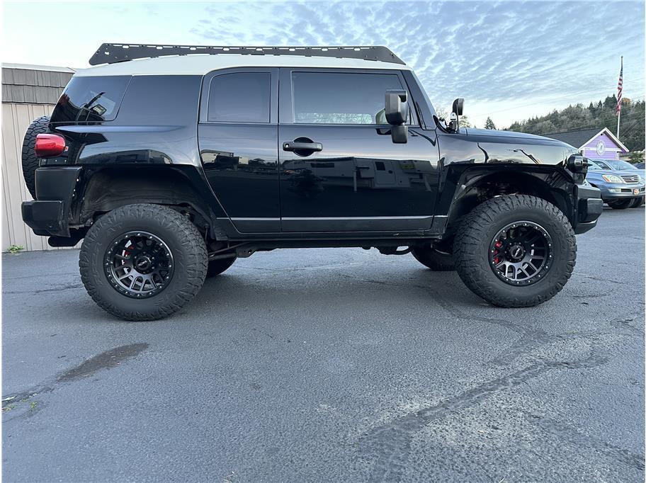 used 2012 Toyota FJ Cruiser car, priced at $22,999