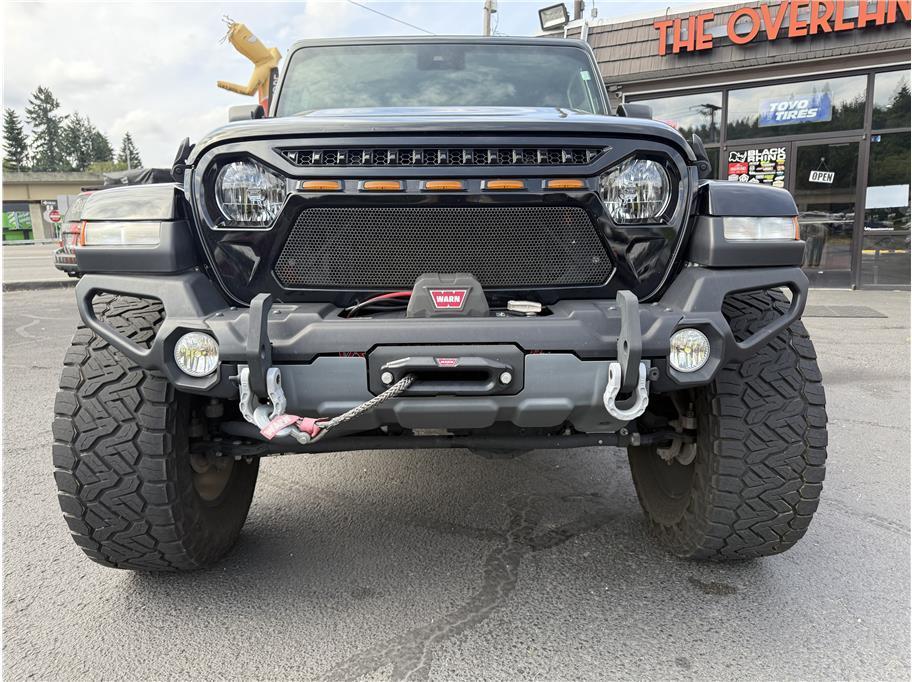 used 2021 Jeep Gladiator car