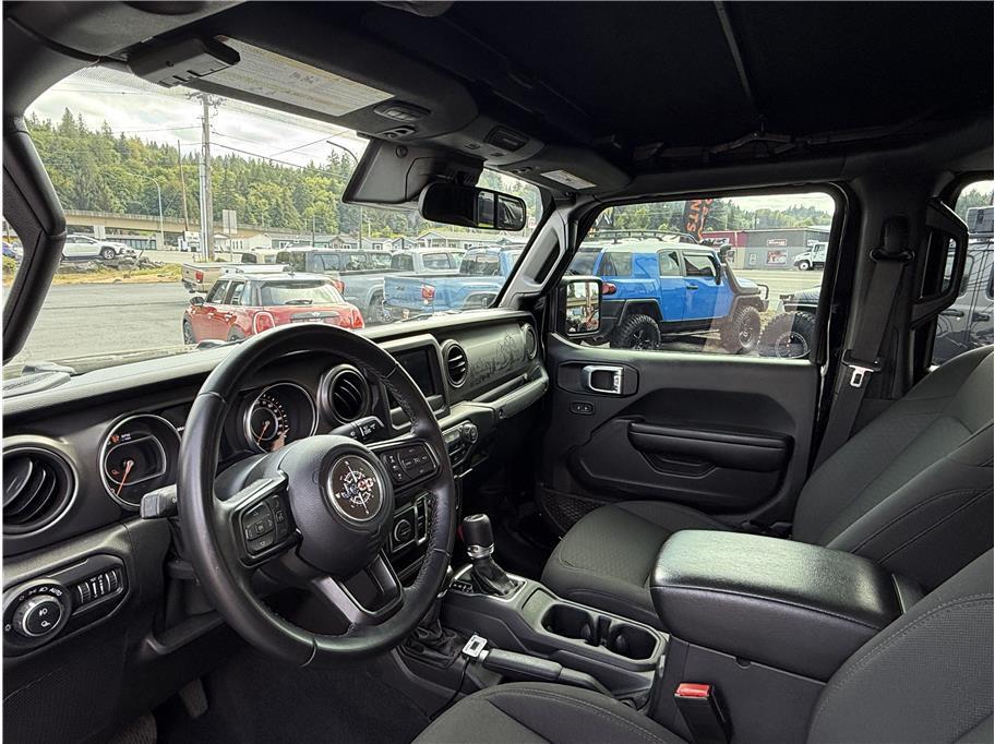 used 2021 Jeep Gladiator car