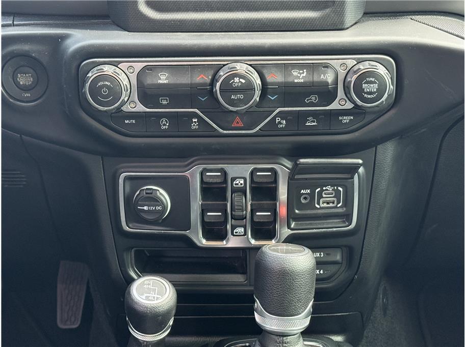 used 2021 Jeep Gladiator car