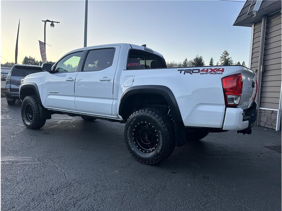 used 2018 Toyota Tacoma car