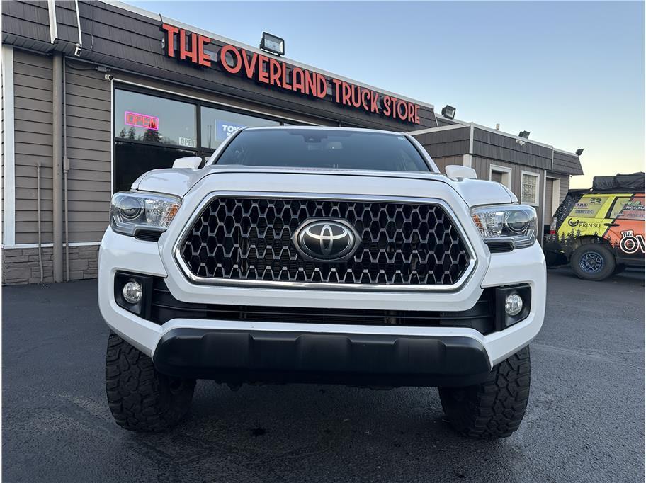 used 2018 Toyota Tacoma car