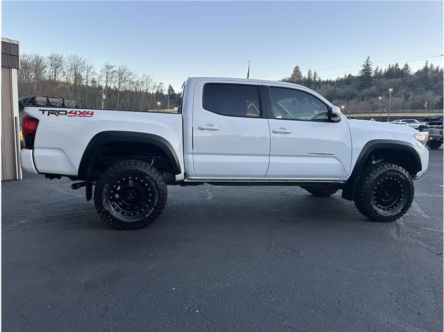 used 2018 Toyota Tacoma car