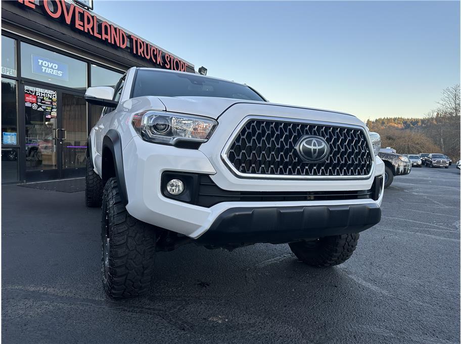 used 2018 Toyota Tacoma car