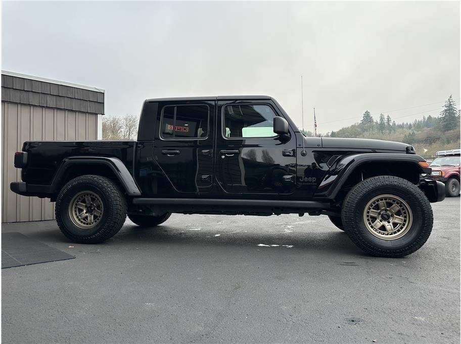 used 2021 Jeep Gladiator car, priced at $35,077