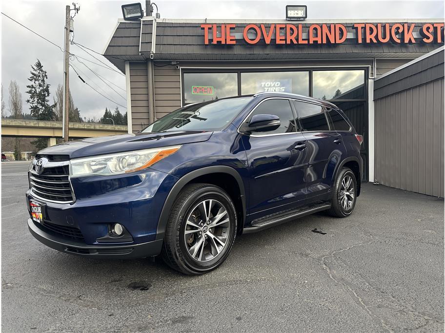 used 2016 Toyota Highlander car, priced at $18,499