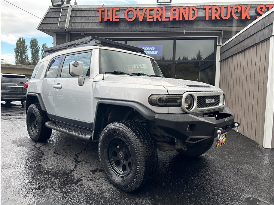 used 2007 Toyota FJ Cruiser car, priced at $13,999