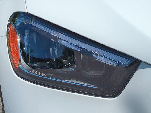 new 2025 Mercedes-Benz GLE 450 car, priced at $73,745